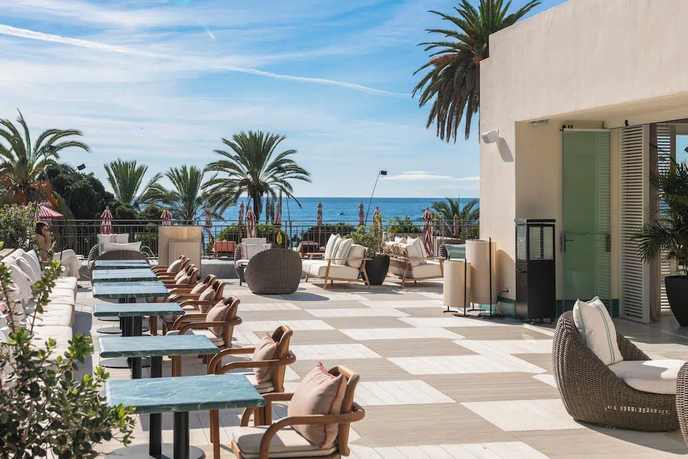 El Fuerte Marbella in Marbella - Dining area and restaurant