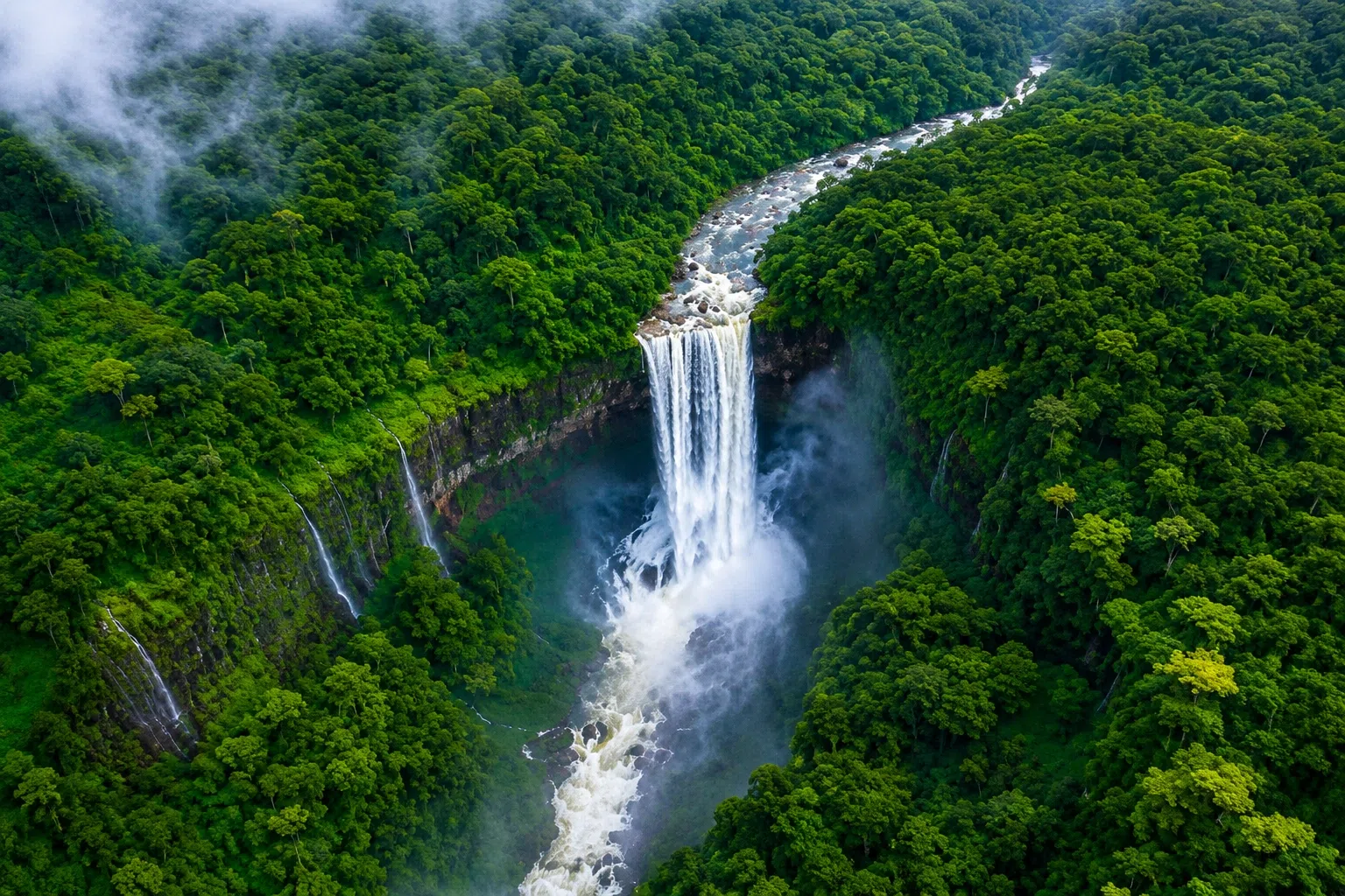 12 Best Waterfalls in Goa: Famous & Hidden Falls to Visit