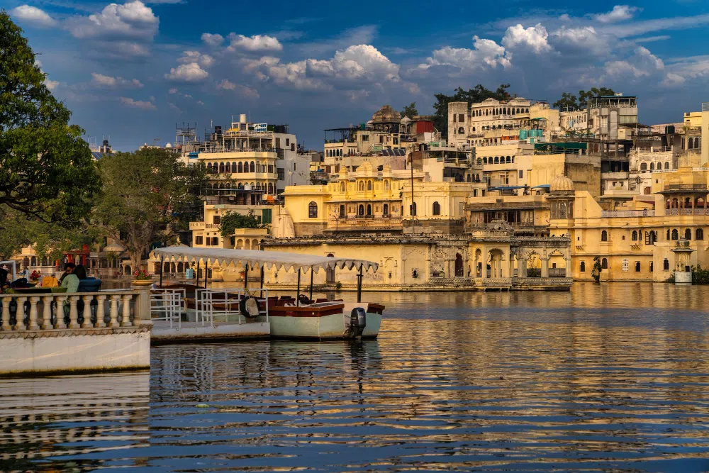 Top 10 Places to Visit in Udaipur: A Slow, Scenic Guide to the City of Lakes